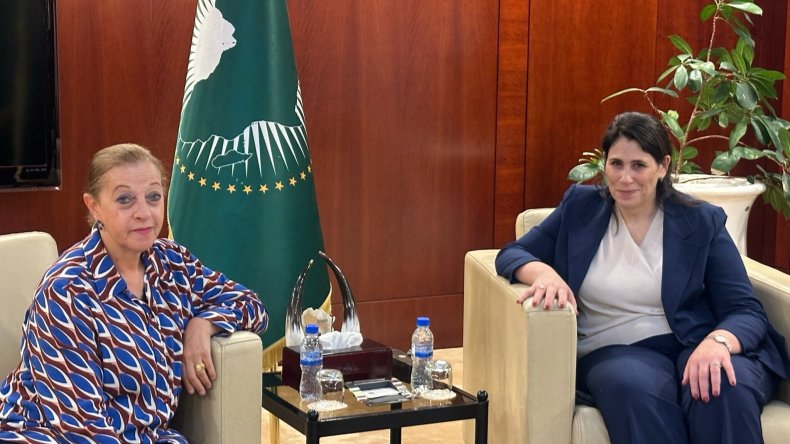نائب رئيس مفوضية الاتحاد الأفريقي تستقبل رئيسة المجلس الوطني لحقوق الإنسان