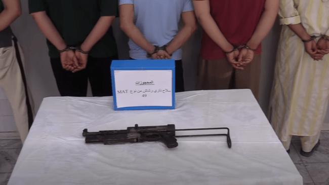 توقيف 5 متّهمين ببيع وتهريب سلاح ناري في قسنطينة