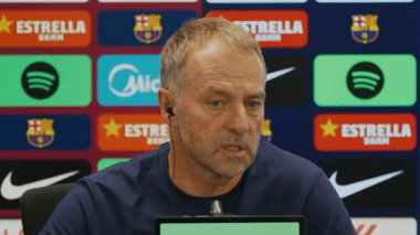 مدرب برشلونة يعلّق قبل مواجهة ريال مدريد
