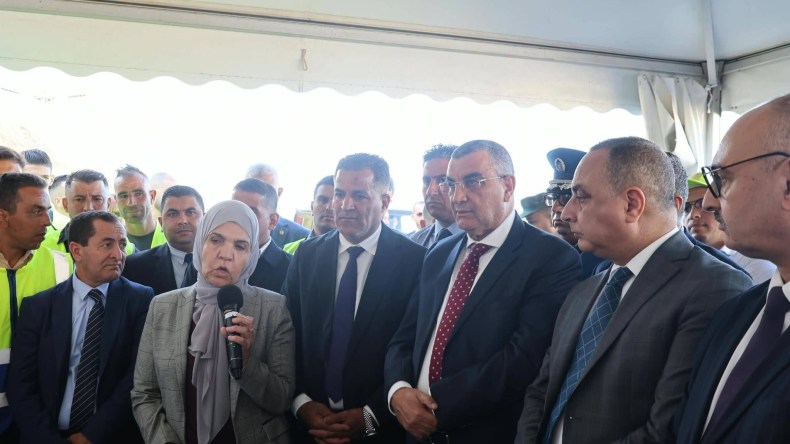 الجزائر تضع حيز الخدمة 56 مشروعا للطرق وتطلق 39 آخر عبر 24 ولاية