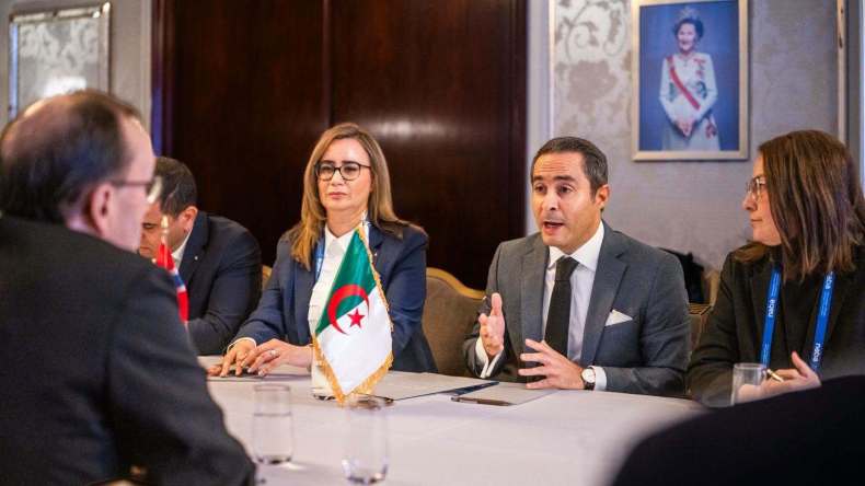 الجزائر والنرويج تبحثان تعزيز تعاونهما في الفلاحة والصيد البحري