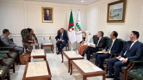 الجزائر وجنوب إفريقيا تبحثان إقامة مشاريع استثمارية مشتركة