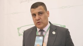قناة الجزائر الدولية تدين الاعتداء على صحفيها باديس خنيسة في باريس