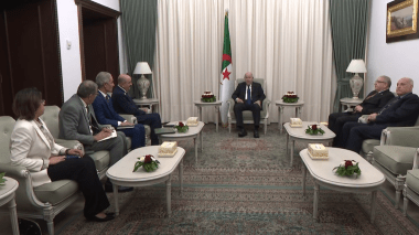 الرئيس تبون يستقبل وزير الشؤون الخارجية والهجرة والتونسيين بالخارج
