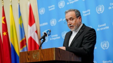 هل طردت واشنطن الوفد الإيراني؟.. طهران ترد