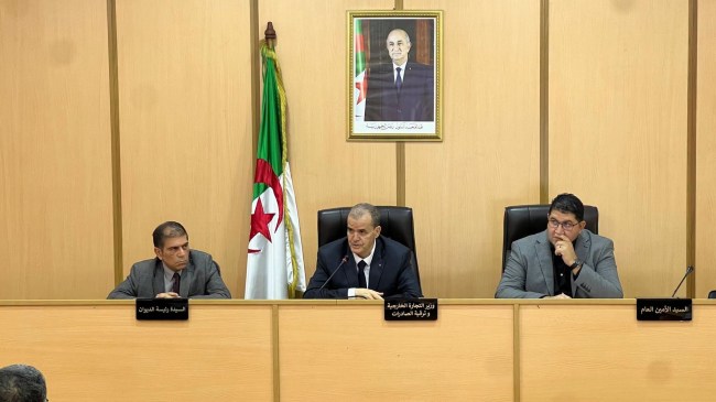 لجنة لإعداد برنامج مشاركة الجزائر في التظاهرات الاقتصادية بالخارج