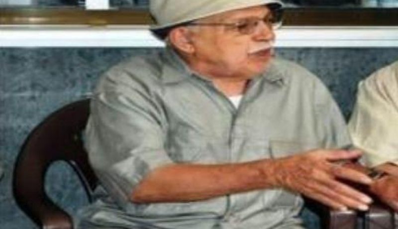 وزير الإتصال يعزي أسرة المجاهد والإعلامي “قدور ريان “