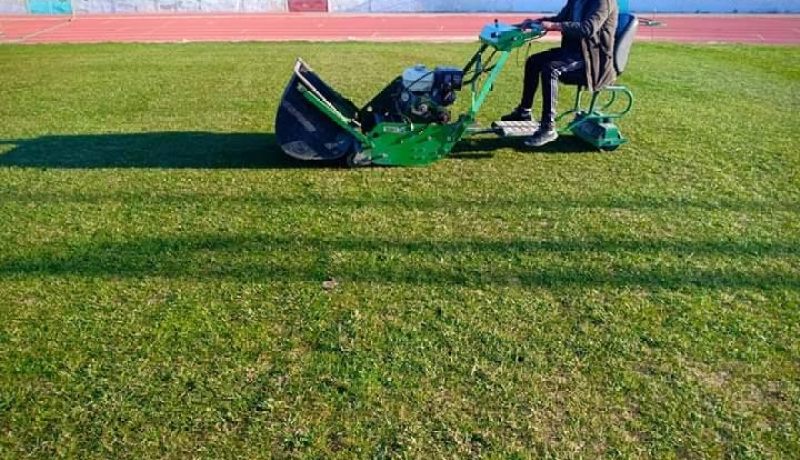 بالصور..الفاف تعيد تهيئة ملعب خميس مليانة وتضعه تحت تصرف الأكاديمية