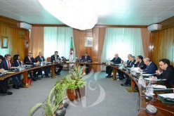 جراد ينصب رضا تير رئيسا للمجلس الإقتصادي والإجتماعي