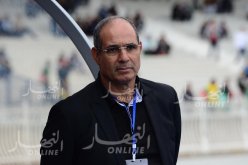 “الحمراوة” تفسخ عقد بادو الزاكي