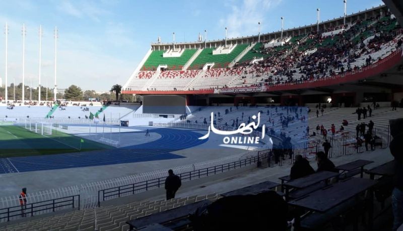 بالصور..إقبال جماهيري ضعيف على داربي بلوزداد والنصرية