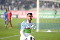 بالفيديو..محرز يسجل أول أهداف المباراة بطريقة عالمية