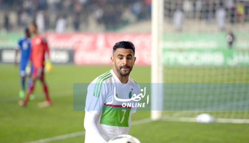 بالفيديو..محرز يسجل أول أهداف المباراة بطريقة عالمية