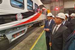 مصر تتسلم عربات قطار “بعلم مقلوب”