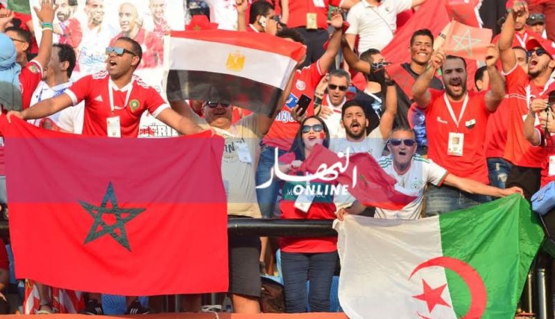 بالصور..أنصار الخضر جنبا إلى جنب مع المغاربة بملعب السلام