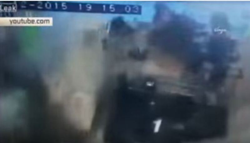 بالفيديو انفجار مدرعة تركية قرب الحدود السورية