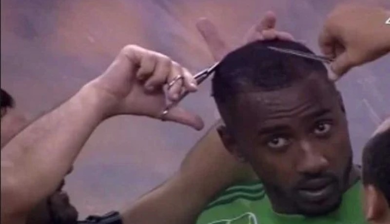 قصات الشعر الغريبة محظورة رسميًا في الدوري السعودي