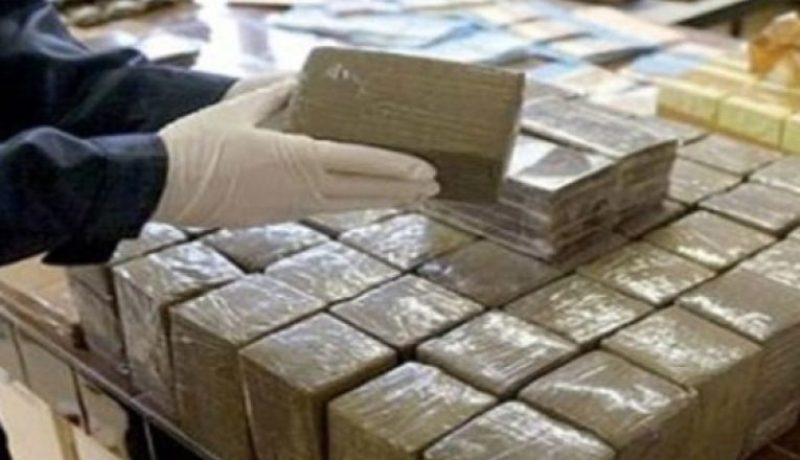 أمن عنابة يطيح 4 أشخاص ويحجز 3 كلغ و820غرام الكيف المعالج