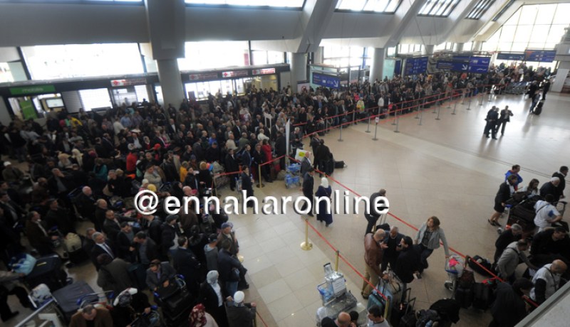 مضيفو الطيران يستجيبون 100 بالمائة للإضراب
