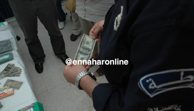 توقيف رعية أجنبي يزوّر الأوراق النقدية من فئة 100 أورو