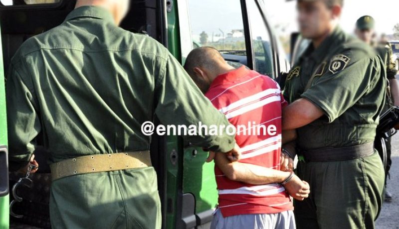 قضية إغتصاب تقود إلى حجز 32 بطانية وبدلات وقمصان خاصة بالجيش داخل منزل فوضوي في بواسماعيل!