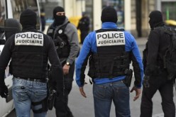 إحالة خمسة متهمين بالارهاب بينهم مغربي على العدالة الفرنسية
