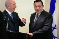 شيمون بيريز في القاهرة اليوم للقاء مبارك وتناول وجبة غداء معه