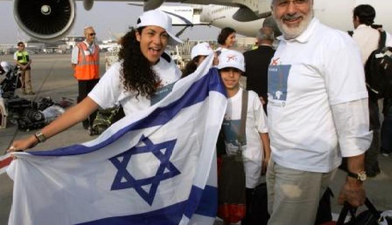 جزائري يوفر رحلات سياحية إلى إسرائيل خلال رمضان