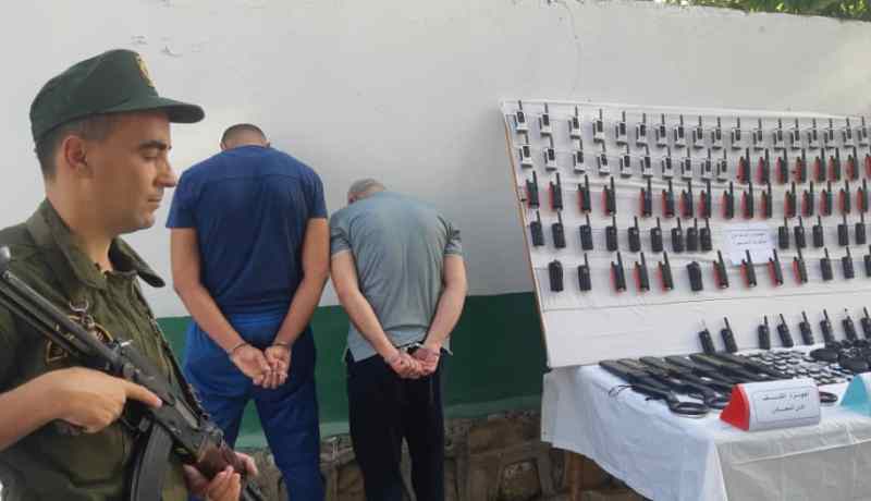 درك المدية يفكك شبكة من ستة أشخاص مختصة في بيع وتهريب عتاد حساس