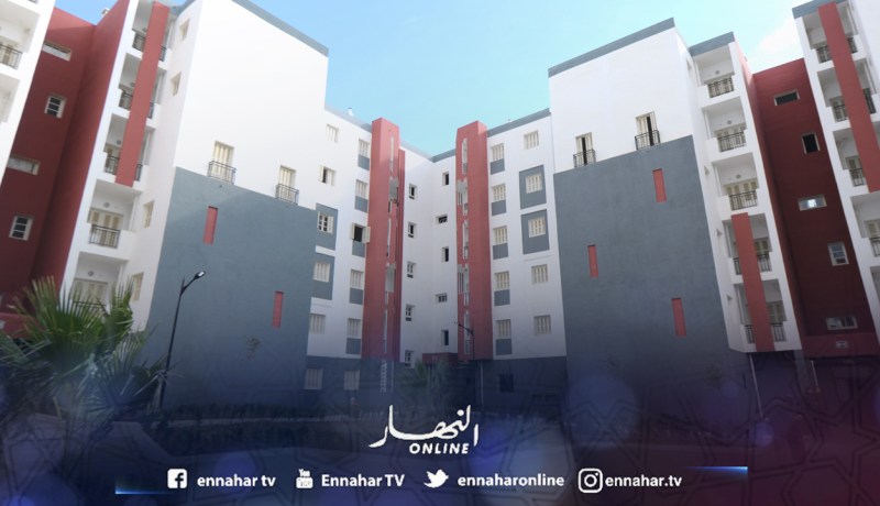 شاب محل 7 أوامر بالقبض يحتال على مواطنين ويمنحهم عقود تخصيص لشقق في البليدة