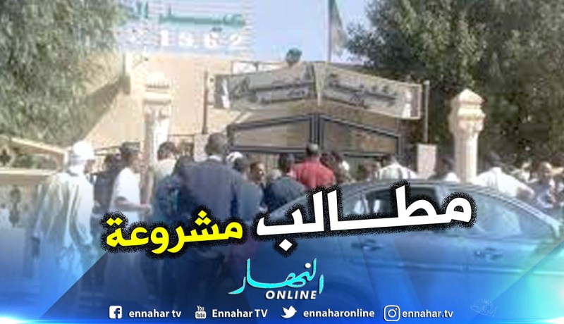 باتنة.. سكان لمسان يحتجون ويغلقون مقر البلدية لليوم الثاني على التوالي