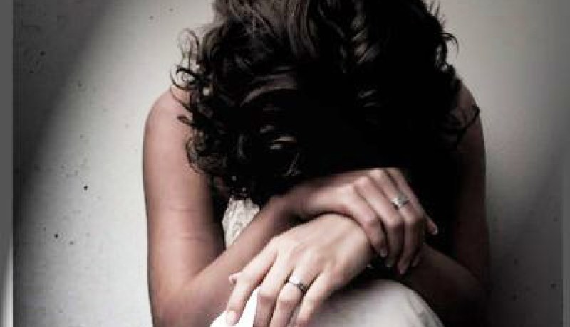 أدفع ثمن مغالاتي‮ ‬وتكبري‮.. ‬زوجي‮ ‬المتفتح سبب قهري
