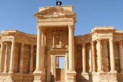 الجيش السوري يستعيد السيطرة على مدينة تدمر الأثرية