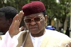 هبوط اضطراري للطائرة التي تقل رئيس دولة النيجر بمطار حاسي مسعود