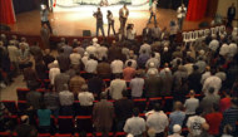 الاحتلال يدرس مطالب الأسرى المضربين