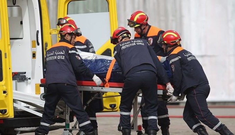 مجنون يوجه ثلاث طعنات قاتلة لشرطي ببوسماعيل