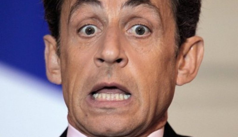 القضاء الفرنسي يصفع ساركوزي و يُخلي سبيلَ جميع الإسلاميين المعتقلين