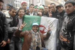 شباب‮ ‬يصرخون ‬يا الدولة عاونينا عندنا‮ ‬2‮ ‬ملايين برك وحابين نفرحوا الخضر في‮ ‬أنغولا‮