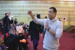 قاعة قصر الثقافة محمد العيد آل الخليفة امتلأت عن آخرها والجخ يصدح فيها