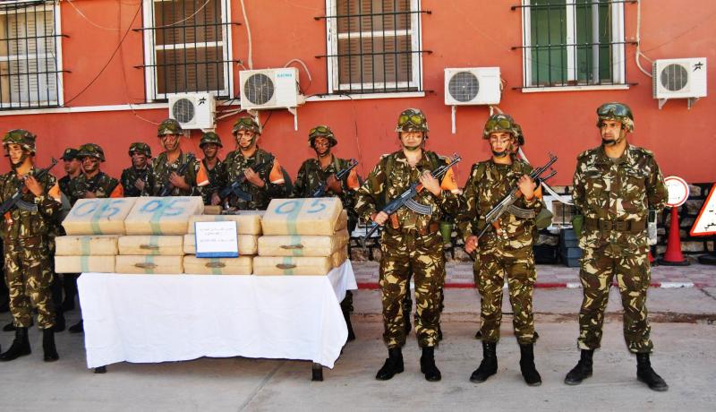 توقيف 3 تجار مخدرات وحجز شاحنة 690 كلغ من الكيف ببشار