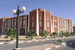 والي أدرار يدعو مديري الهيئات العمومية للتكفل الأمثل بانشغالات المواطنين