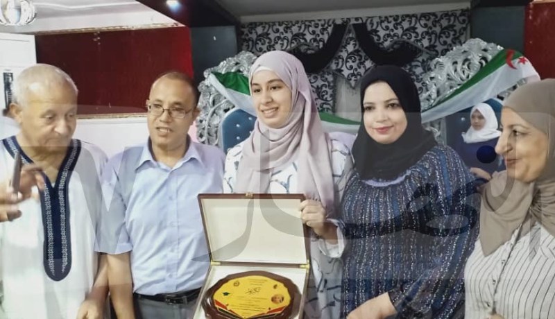 “SNTE” بالنعامة تكرم الناجحين في “الباك” من بينهم المترشحة الحرة قصباوي أسماء