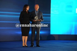 بالصور.. هدى فرعون تكرم والي العاصمة زوخ