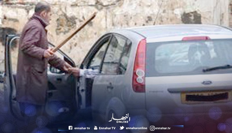 حارس “باركينغ” فوضوي يقتل كهلا بعدة طعنات تحت أنظار عائلته في سكيكدة