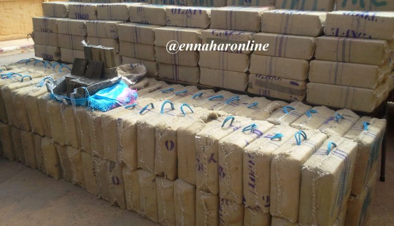 حجز 5 قناطير من الكيف وتوقيف مهربين بوادي الناموس في بشار