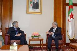 أويحيى يستقبل وزير الداخلية الاسباني