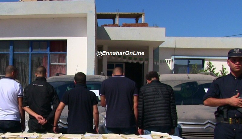 الشرطة توقف عصابة ملثمين مختصة في السطو على المنازل بعين وسارة