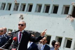 أردوغان .. إصلاح دستوري يجعل الاستخبارات وأركان الجيش تحت سلطتي