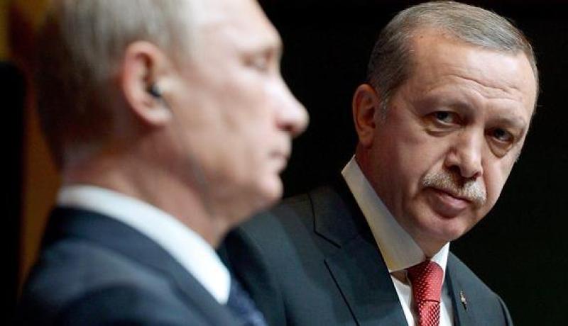 بوتين وأردوغان يدعوان لوقف التصعيد في سوريا