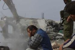 بعد عامين ونصف من بناءه .. الاحتلال الإسرائيلي يهدم منزل شقيقين في القدس